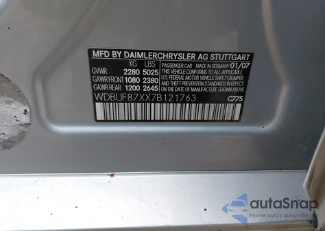 2007 Mercedes-Benz E 350 4Matic z USA, uszkodzony, nr VIN WDBUF87XX7B121763